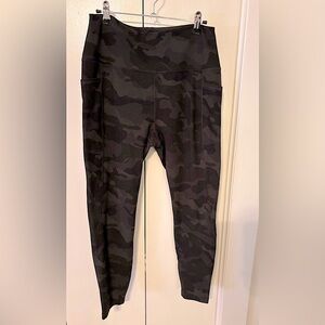RBX camo leggings